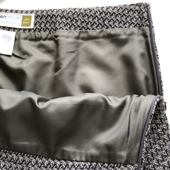 Old Navy Wool Blend Low Waist Skirt Size 4 - Picture 4 of 16